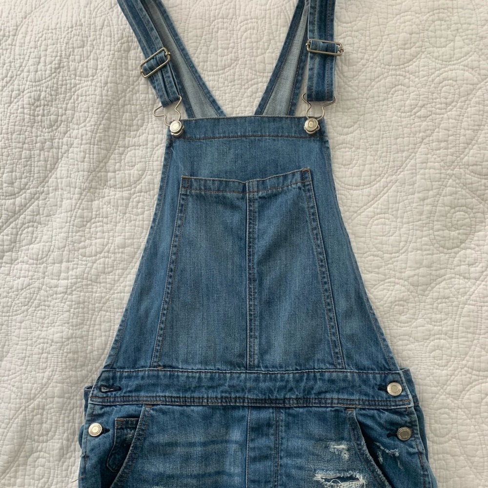 American Eagle jean shorts overalls